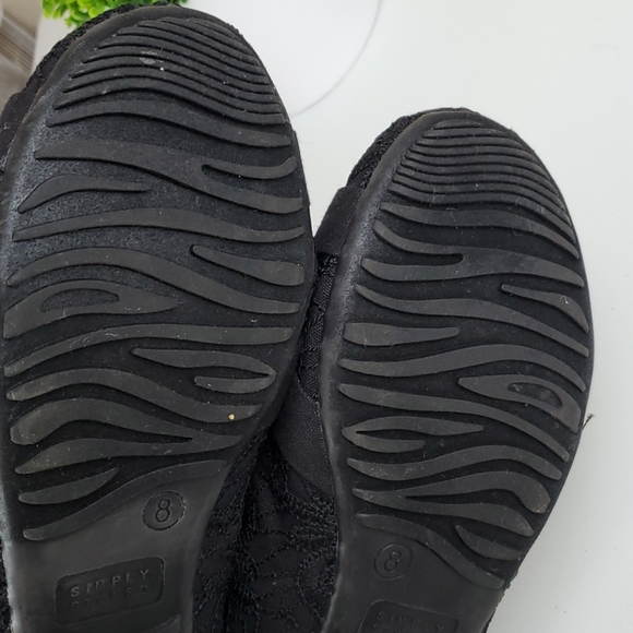 Simpley styled flat black fabric shoes - Picture 5 of 7
